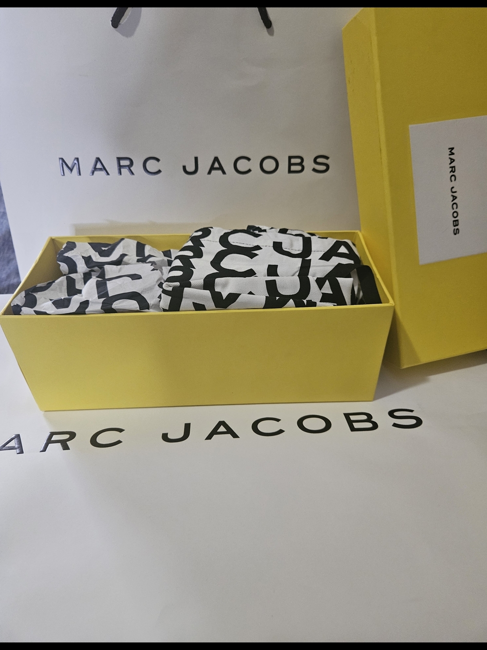 Marc Jacobs Fuchsia Slide Sandals with Crystal Logo Accent - Picture 10 of 11